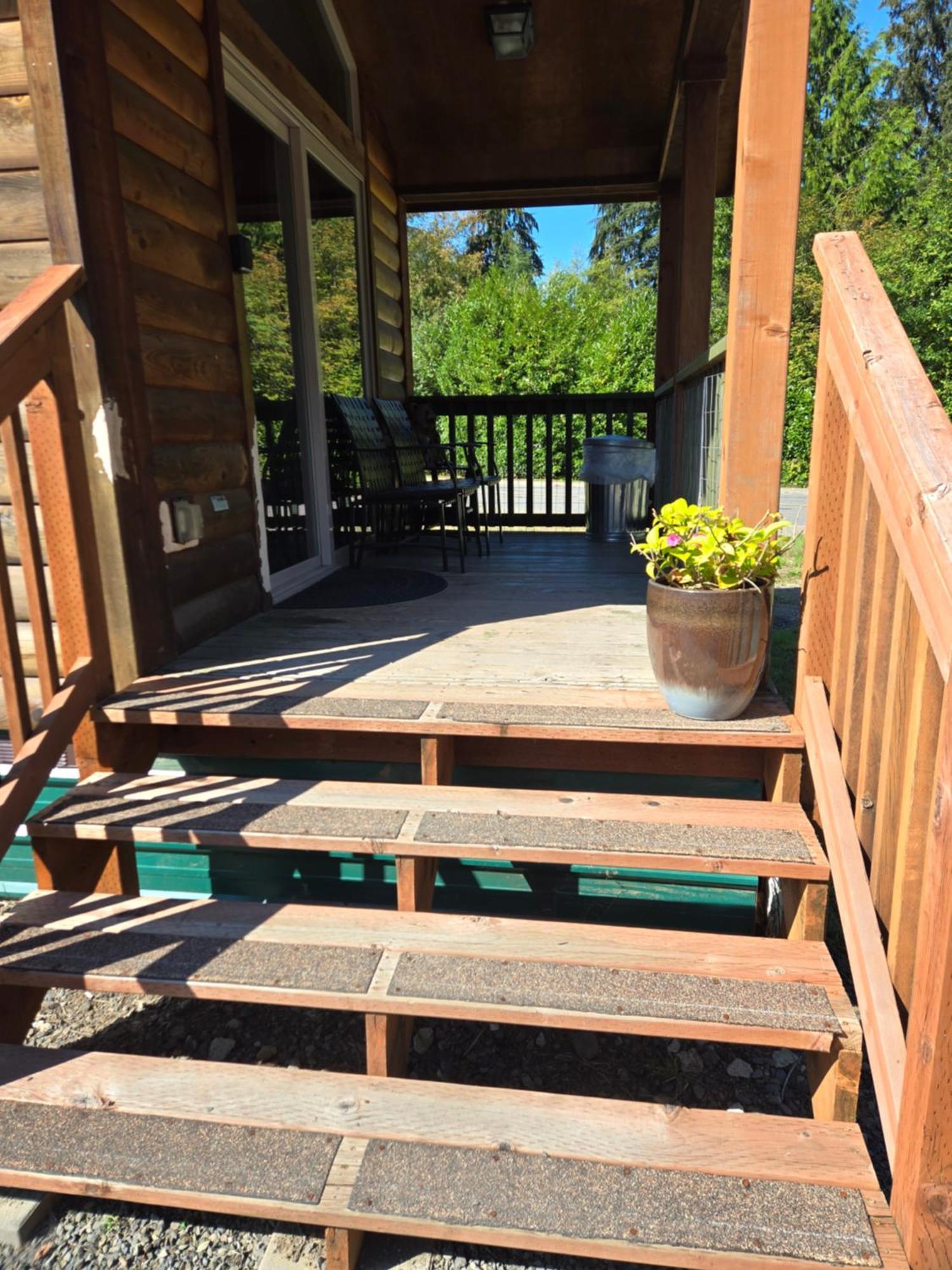 The Bogi Bear Inn Forks Exterior foto